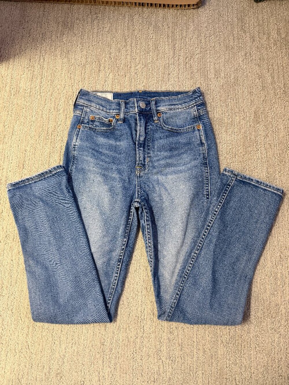 GAP Cigarette High Rise Straight Leg Jeans Medium Wash Sz 25 / 0 Regular